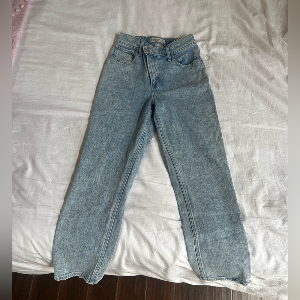 Abercrombie curve love jeans